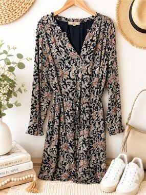 Loft plus Floral Long-Sleeve V-Neck Dress